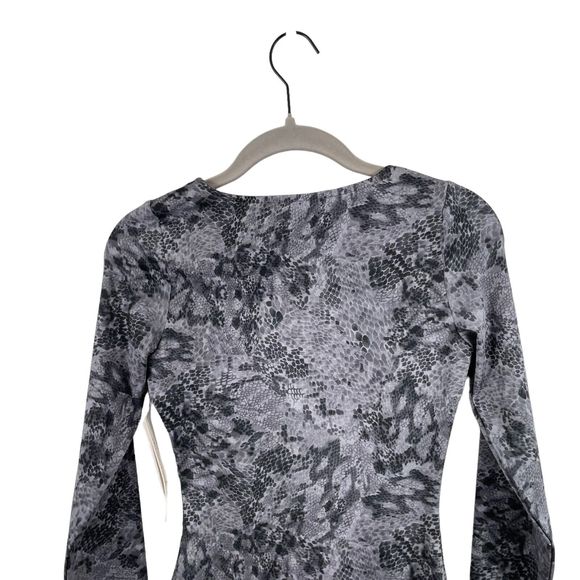 Aqua Bloomingdales Bodysuit Gray XS Polyester Blend Snake Print Sweetheart Neck - Picture 5 of 11